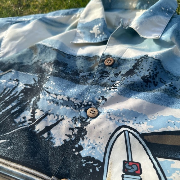 Y2K BILL BLASS BUTTON UP - Picture 4 of 4